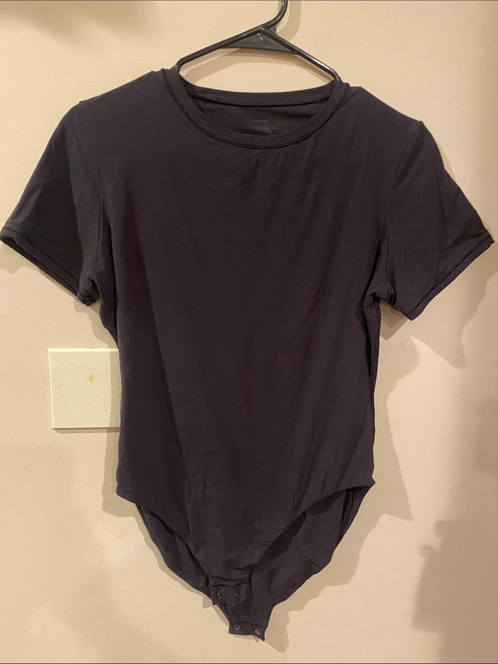 SKIMS Black Women’s Short-Sleeve Bodysuit